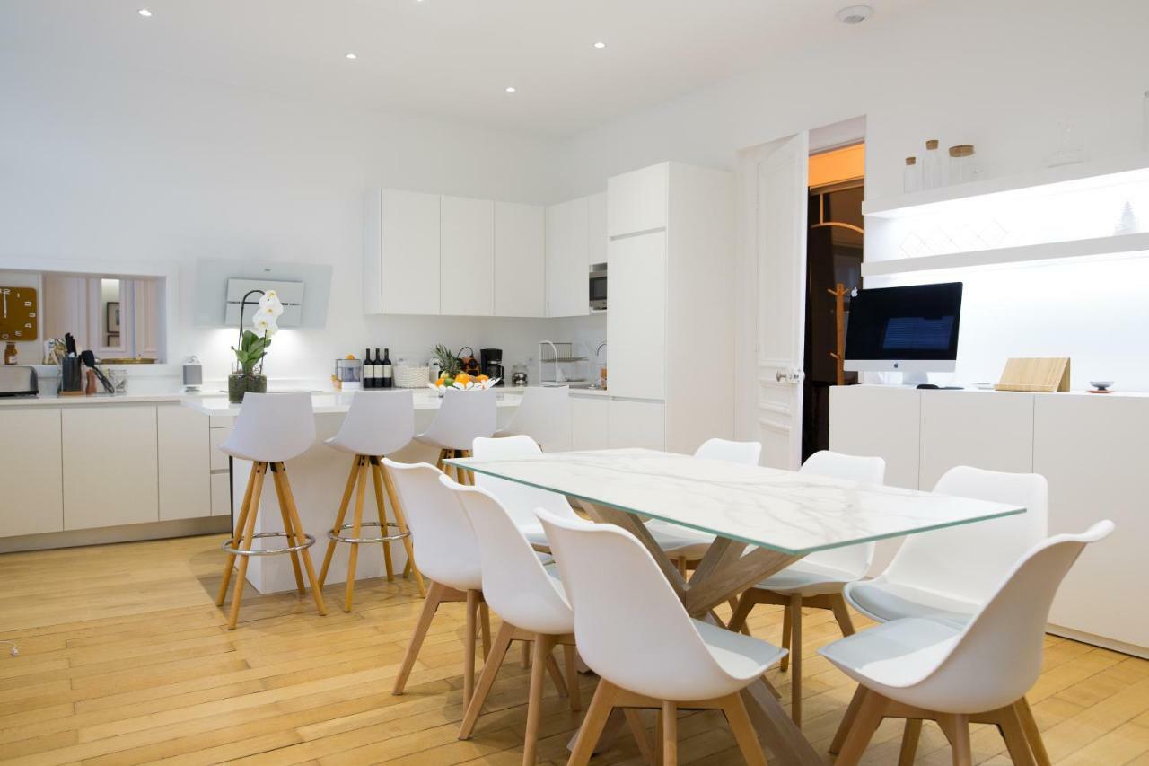 Luxueux Logement Bourgeois De 250 M2 Climatise Lille Luaran gambar