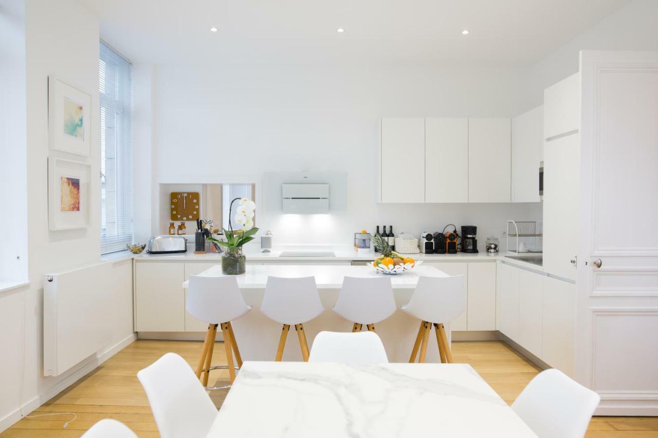 Luxueux Logement Bourgeois De 250 M2 Climatise Lille Luaran gambar