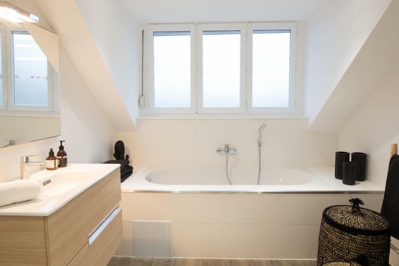 Luxueux Logement Bourgeois De 250 M2 Climatise Lille Luaran gambar