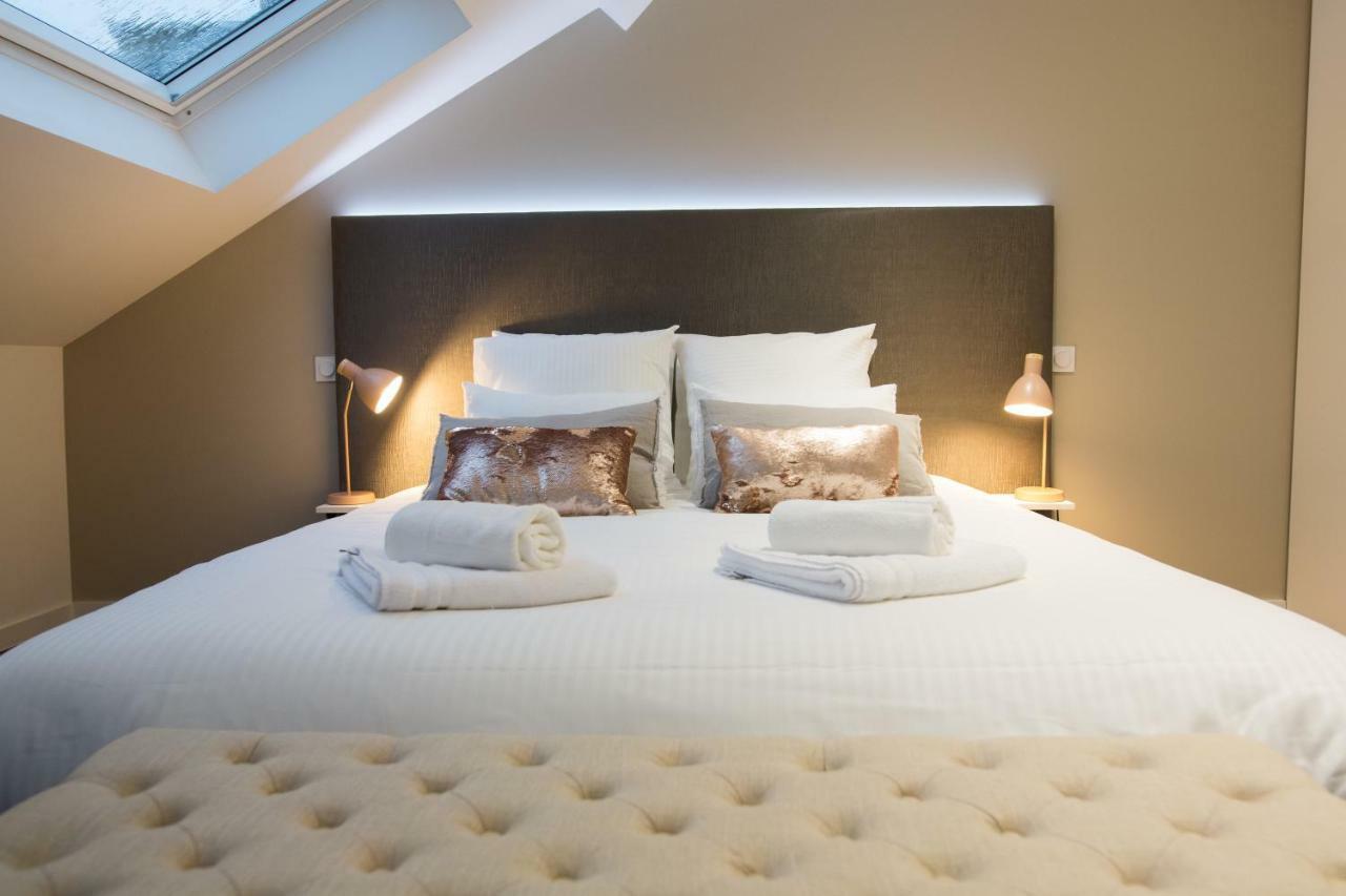 Luxueux Logement Bourgeois De 250 M2 Climatise Lille Luaran gambar