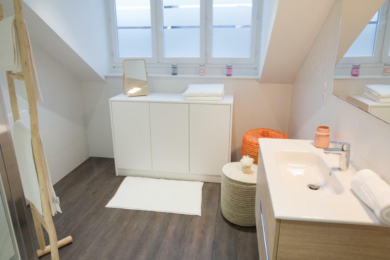 Luxueux Logement Bourgeois De 250 M2 Climatise Lille Luaran gambar