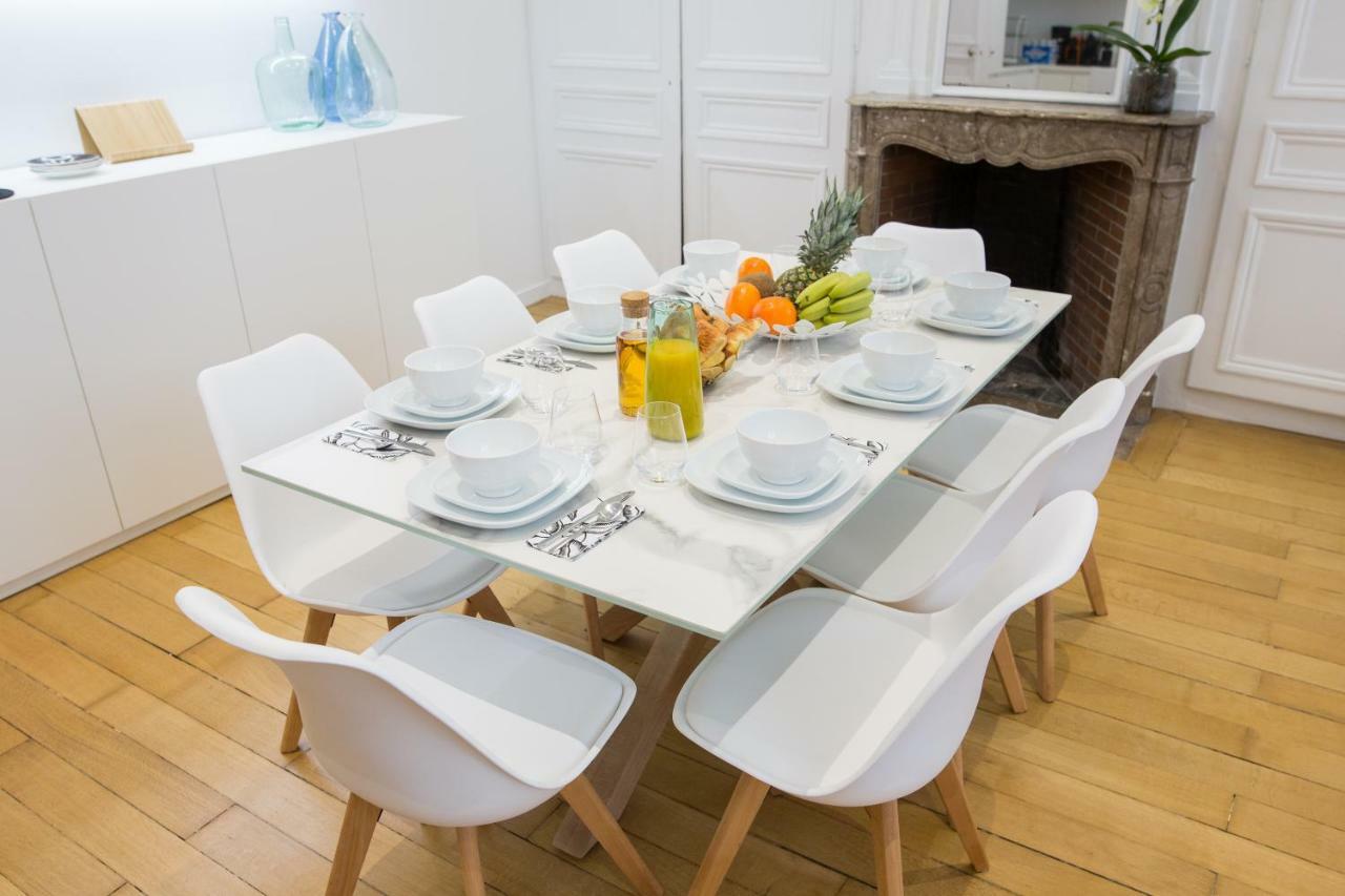 Luxueux Logement Bourgeois De 250 M2 Climatise Lille Luaran gambar